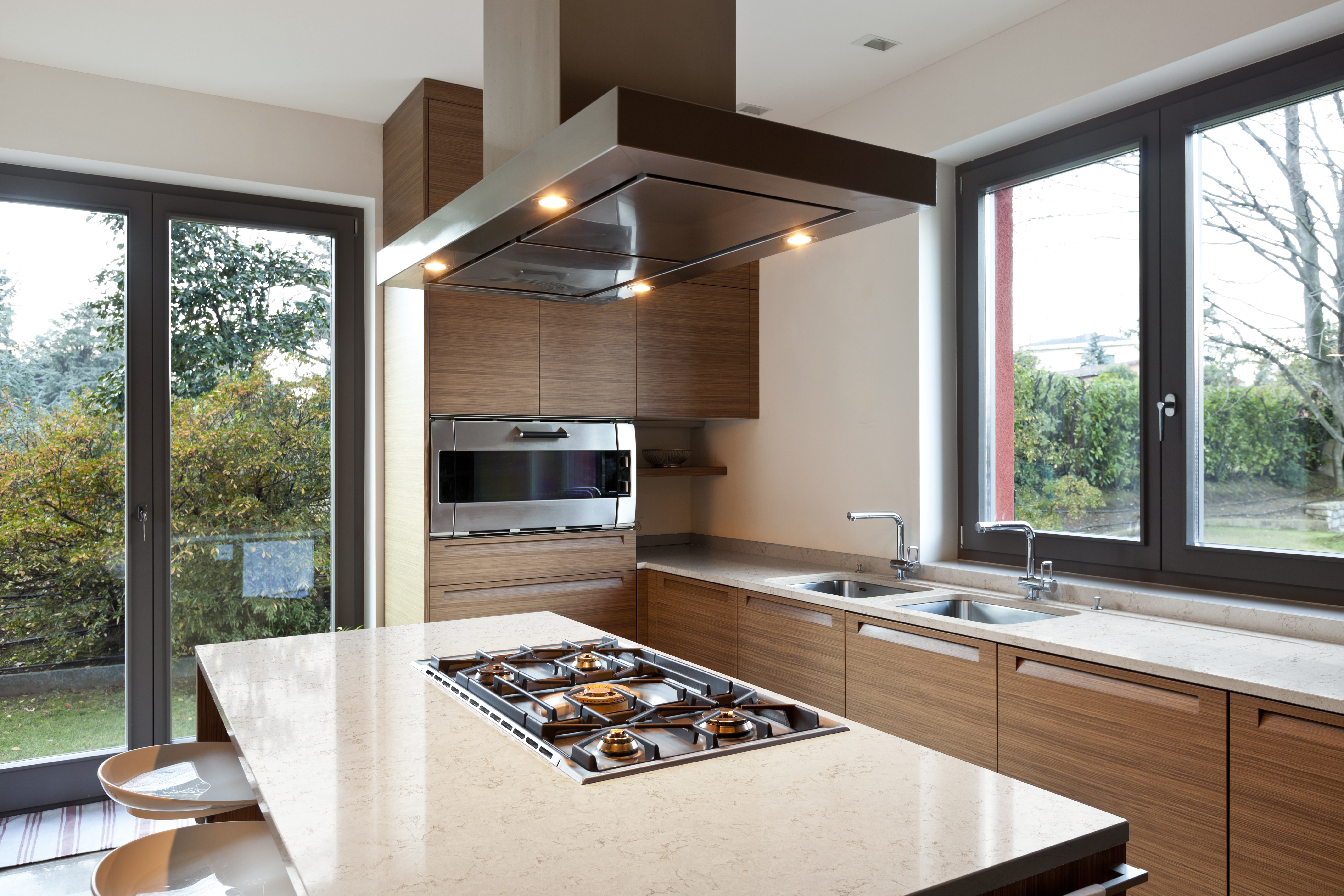 Image 2 of Lusso